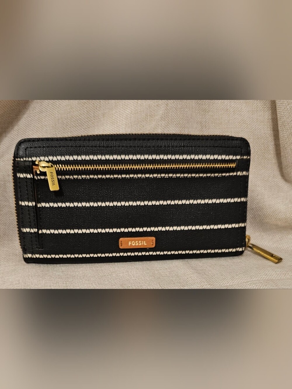 Fossil Black and White Striped Zip Wallet with Gold Hardware